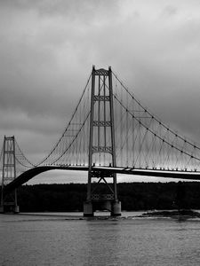 Preview wallpaper bridge, river, architecture, black and white