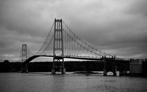 Preview wallpaper bridge, river, architecture, black and white