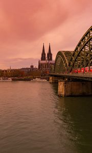 Preview wallpaper bridge, river, towers, buildings, boats