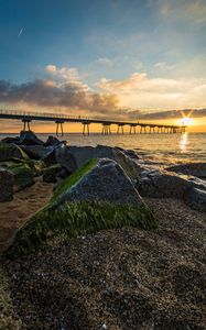 Preview wallpaper bridge, stones, rays