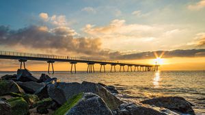 Preview wallpaper bridge, stones, rays