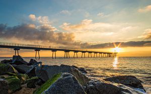 Preview wallpaper bridge, stones, rays