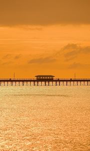 Preview wallpaper bridge, sunset, lens flare