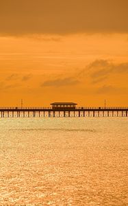 Preview wallpaper bridge, sunset, lens flare