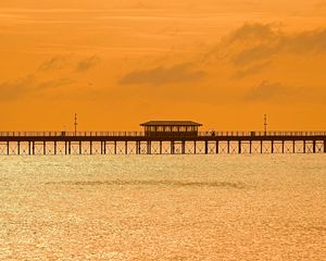 Preview wallpaper bridge, sunset, lens flare