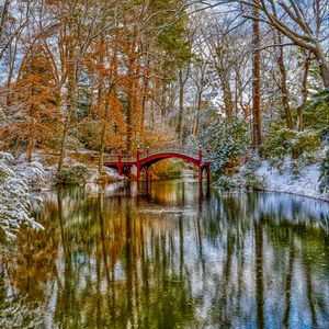 Preview wallpaper bridge, trees, lake, snow, winter, nature, landscape