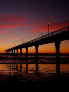 Preview wallpaper bridge, twilight, sea, dark