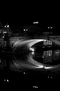 Preview wallpaper bridge, water, reflection, architecture, night, black and white, dark