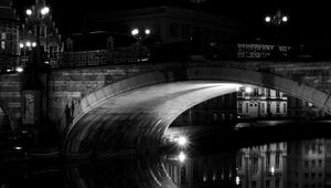 Preview wallpaper bridge, water, reflection, architecture, night, black and white, dark