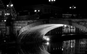 Preview wallpaper bridge, water, reflection, architecture, night, black and white, dark