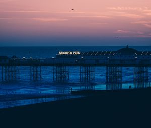 Preview wallpaper brighton, pier, beach, sunset, sea