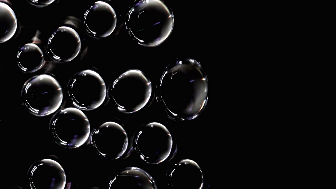 Wallpaper bubbles, bw, circles, dark