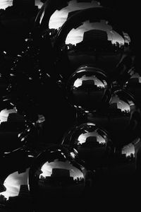 Preview wallpaper bubbles, glare, reflection, black and white, black