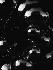Preview wallpaper bubbles, glare, reflection, black and white, black