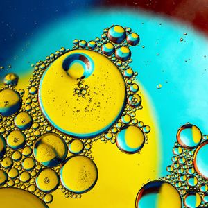 Preview wallpaper bubbles, liquid, oil, transparent, macro