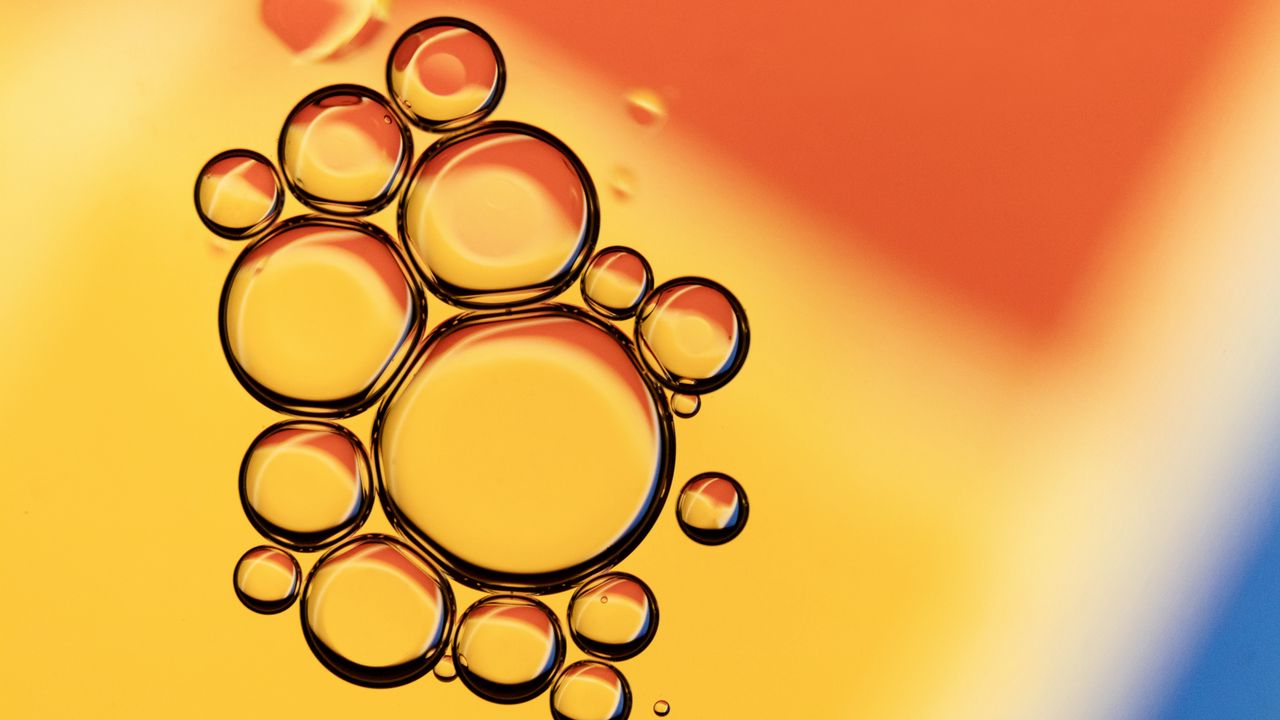 Wallpaper bubbles, liquid, oil, macro, yellow, red