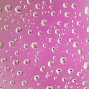 Preview wallpaper bubbles, mug, reflection, pink