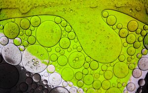 Preview wallpaper bubbles, oil, liquid, macro, green