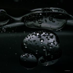 Preview wallpaper bubbles, water, dark, macro