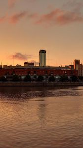 Preview wallpaper buenos aires, argentina, sunset, water, city