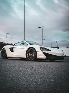 Preview wallpaper bugatti veyron, sports car, wheel, white