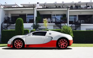Preview wallpaper bugatti veyron supercar, white, red, hotel, bugatti