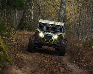 Preview wallpaper buggy, suv, rally, trail, forest
