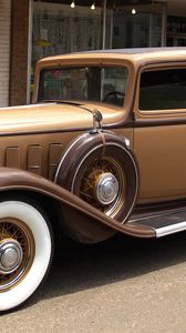 Preview wallpaper buick, 1932, brown, vintage, car, whitewall, street