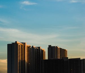 Preview wallpaper building, apartment, architecture, sunset, sky