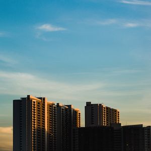 Preview wallpaper building, apartment, architecture, sunset, sky