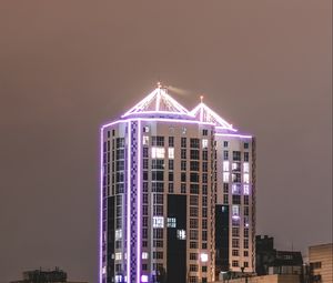 Preview wallpaper building, architecture, backlight, night, dark