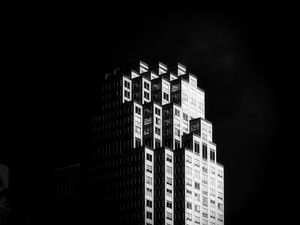 Preview wallpaper building, architecture, black and white, black