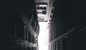 Preview wallpaper building, architecture, bottom view, black and white