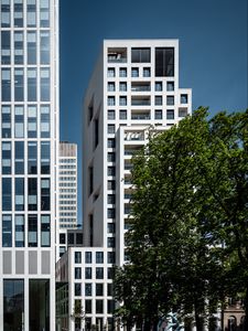 Preview wallpaper building, architecture, city, park