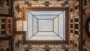 Preview wallpaper building, architecture, dome, symmetry