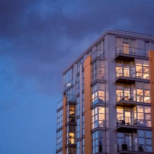 Preview wallpaper building, architecture, dusk