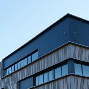 Preview wallpaper building, architecture, edges, sky