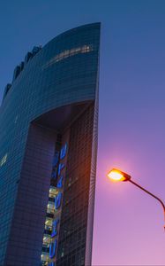 Preview wallpaper building, architecture, lantern, twilight