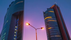 Preview wallpaper building, architecture, lantern, twilight