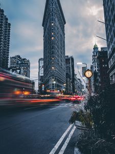 Preview wallpaper building, architecture, long exposure, street, movement
