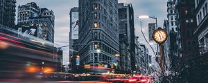 Preview wallpaper building, architecture, long exposure, street, movement