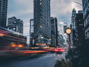 Preview wallpaper building, architecture, long exposure, street, movement