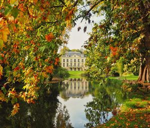 Preview wallpaper building, architecture, river, trees, landscape