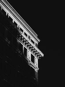 Preview wallpaper building, architecture, shadow, black and white, black