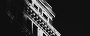 Preview wallpaper building, architecture, shadow, black and white, black