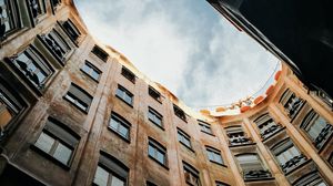 Preview wallpaper building, architecture, sky, clouds