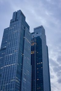 Preview wallpaper building, architecture, skyscraper, clouds