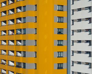Preview wallpaper building, architecture, windows, yellow