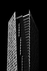 Preview wallpaper building, architecture, windows, black and white, black