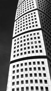 Preview wallpaper building, architecture, windows, black and white